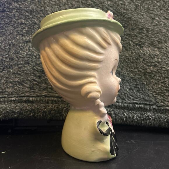 The Girl In The Hat Mid-Century Ceramic Head Vase Made in Japan - Picture 4 of 9